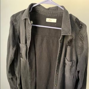 Thin Jean jacket with rips